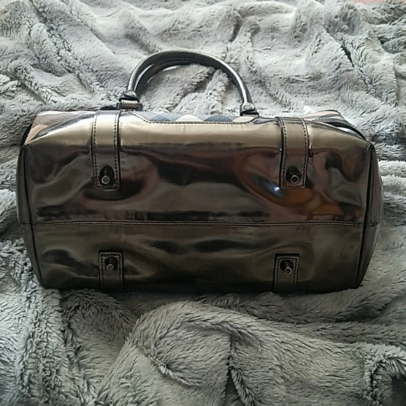 Burberry Nova purse - Picture 4 of 7